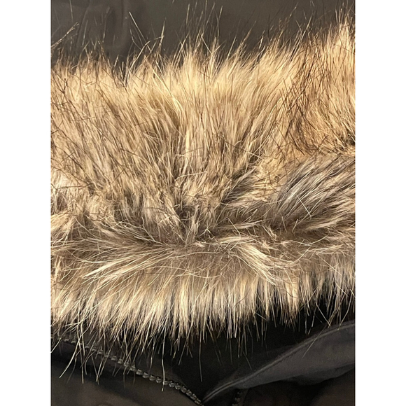 The North Face Arctic Bomber Jacket Womens XL Black Faux Fur Hood NWOT - Picture 7 of 12